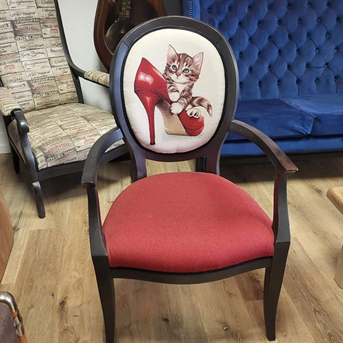 Medaillon louis XVI contemporain chaton talon rouge