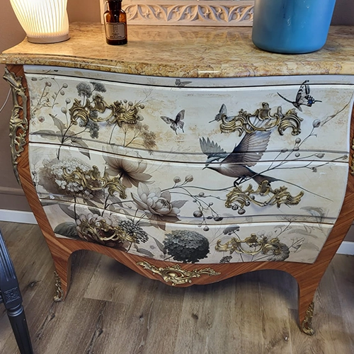 Louis XV bois de rose, 3 tiroirs,marbre