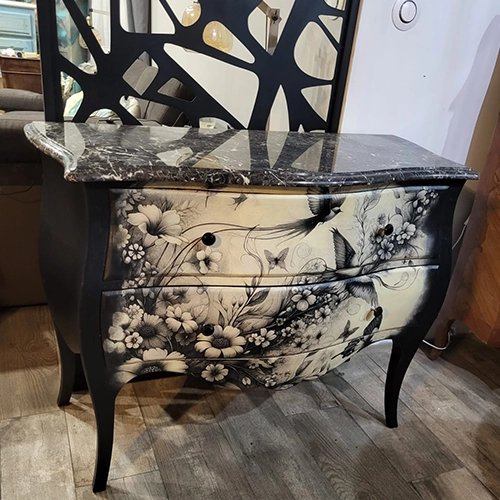 Commode oiseaux noirs
